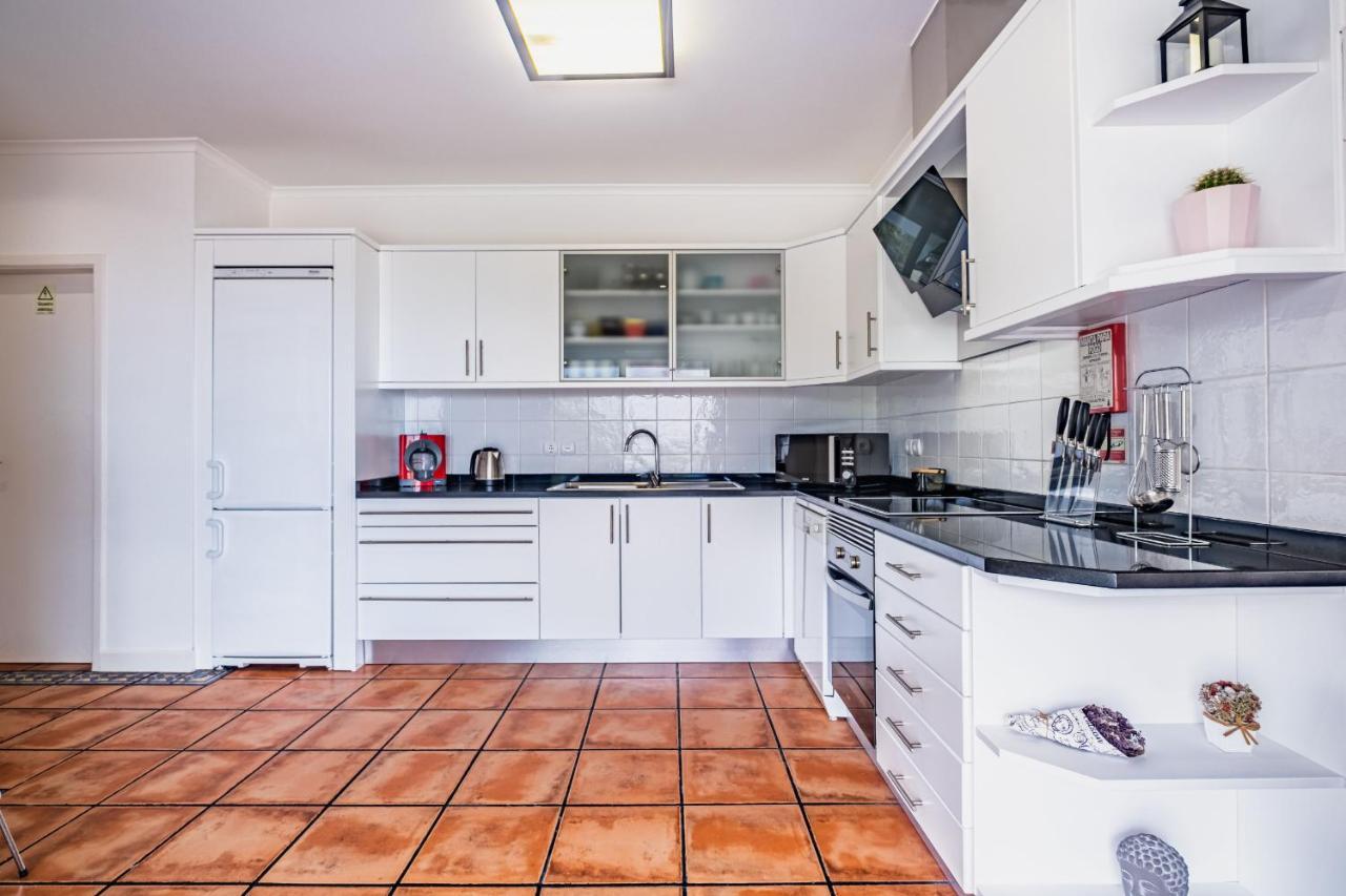 Ample Villa With Pool And Gorgeous Ocean View Funchal (Madeira) Exterior foto