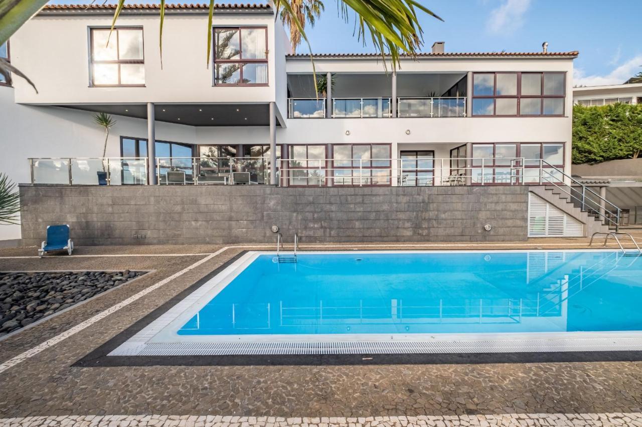 Ample Villa With Pool And Gorgeous Ocean View Funchal (Madeira) Exterior foto
