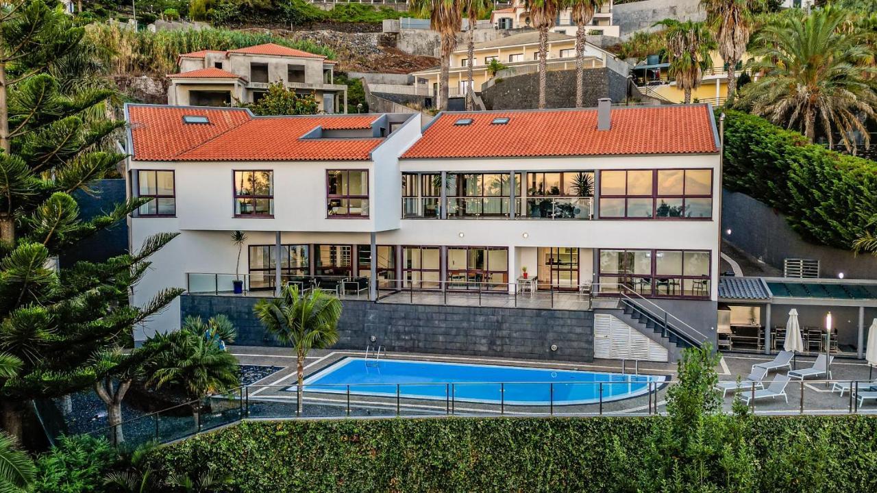 Ample Villa With Pool And Gorgeous Ocean View Funchal (Madeira) Exterior foto